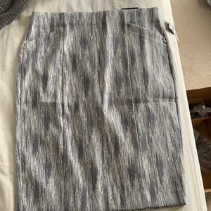 BRAND NEW (with tags) Alfani pencil skirt.